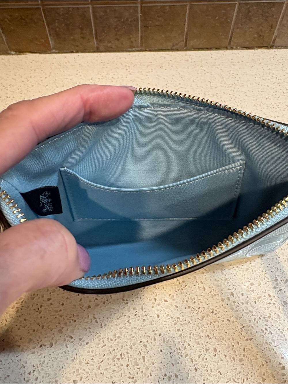 Coach NWT Glossy Light Blue Patent Leather Wristlet with Dusty MSRP $75 - Picture 7 of 9